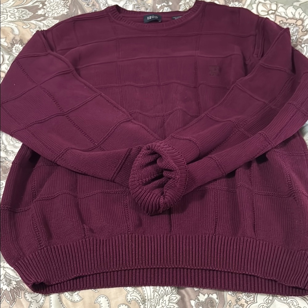 Izod Men's Maroon Crewneck Sweater